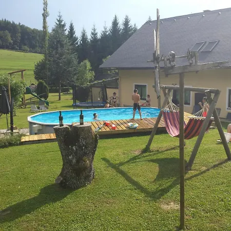 Weingut Lieschnegg * Лойчах