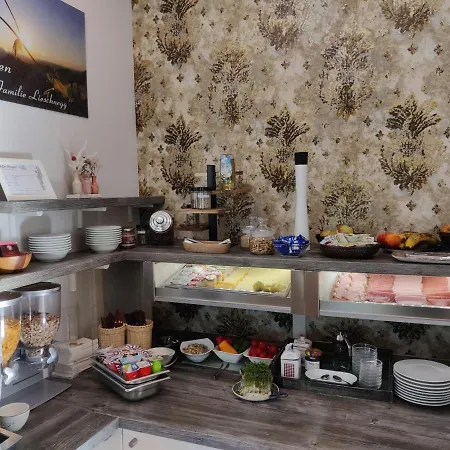 Weingut Lieschnegg 宾馆 里欧查赫