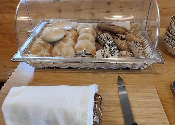 Weingut Lieschnegg 宾馆 里欧查赫